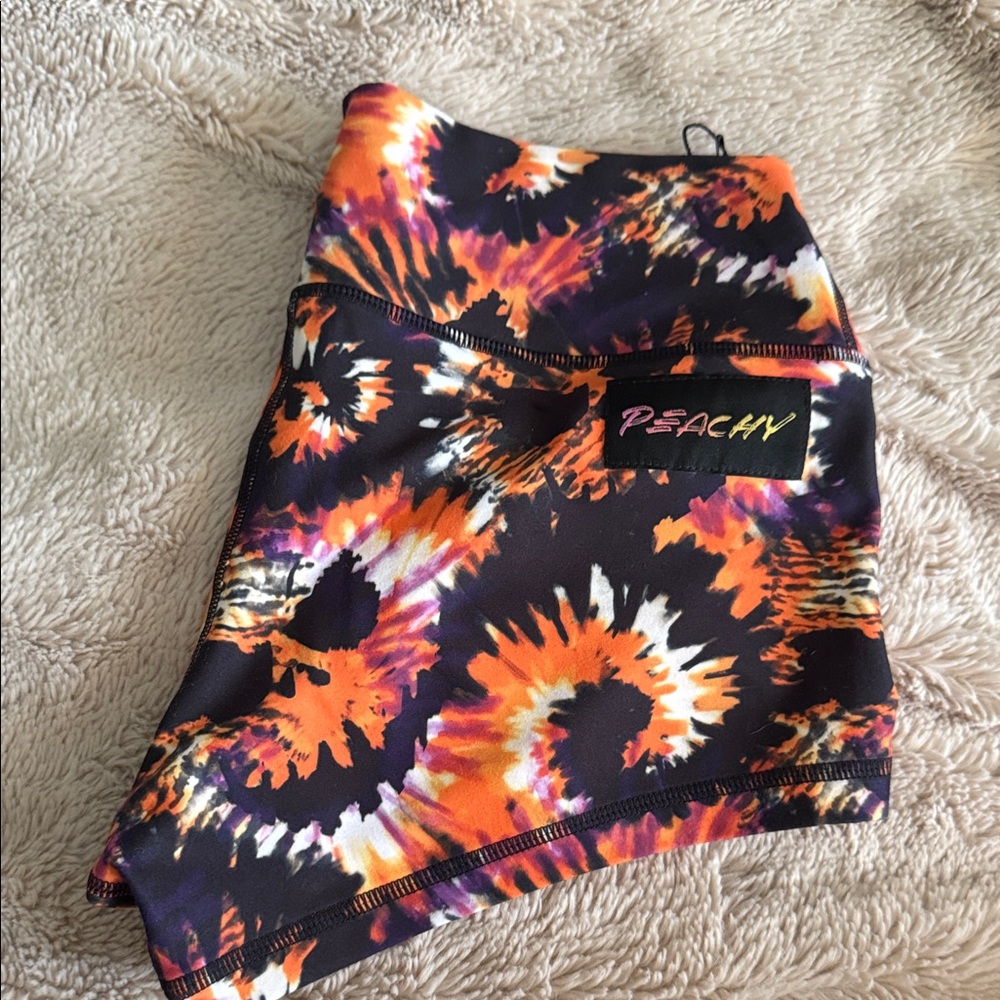 Peachy Halloween Shorts🎃